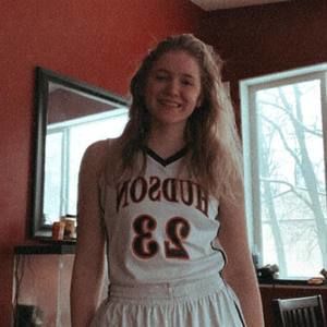 Meet your Posher, Nadia